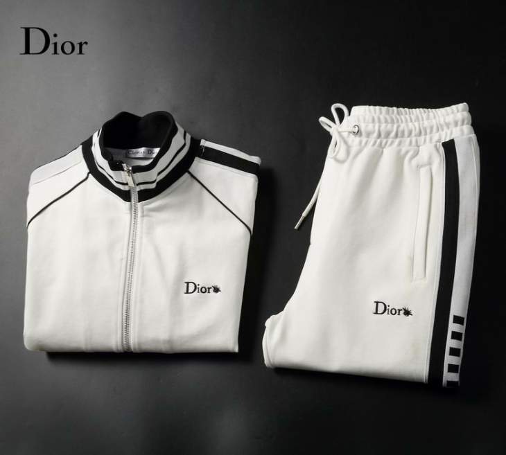 Picture of Dior Sweater Suits _SKUDiorM-3XL25cn19138455